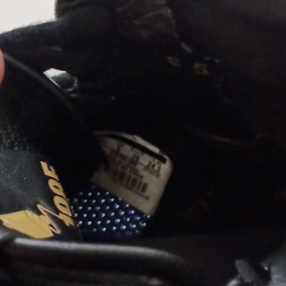 Nike High-Top Sneakers in Black and Blue - Picture 9 of 13